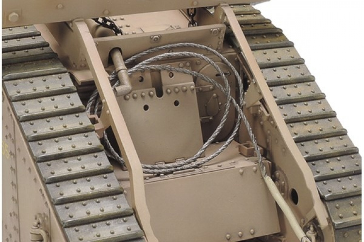 TAMIYA 1/35 WWI British Tank Mk.IV Male (w/Single Motor)