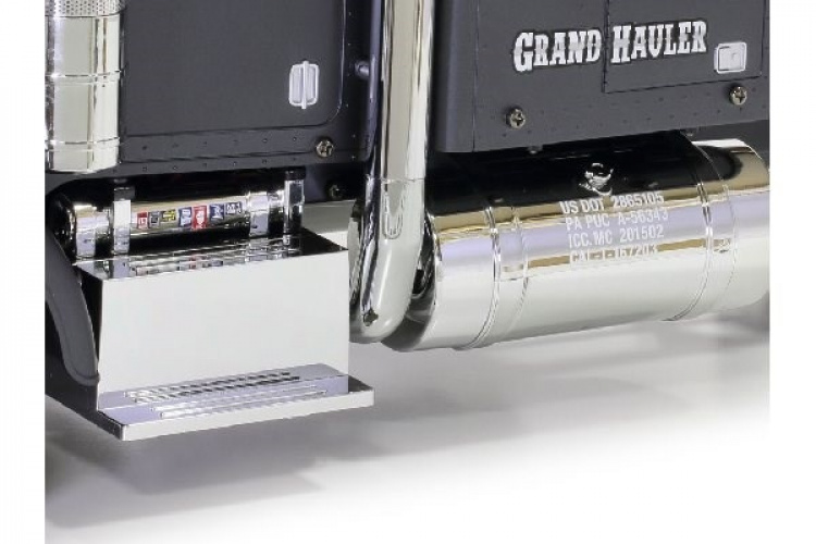 TAMIYA 1/14 R/C Grand Hauler ( Pre-P.Matte Black Edition)