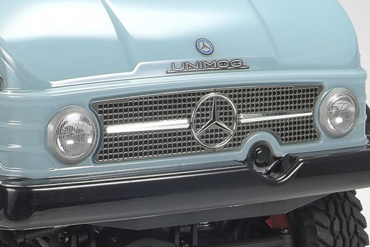 TAMIYA 1/10 R/C Mercedes-Benz Unimog 406 Series U900