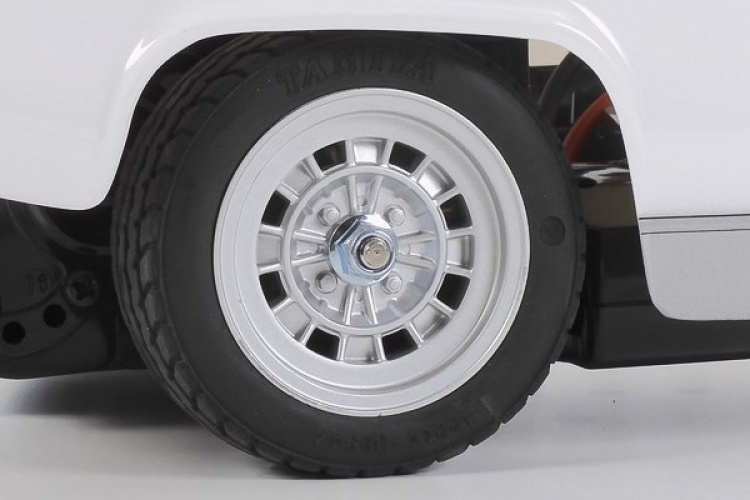 TAMIYA 1/10 R/C Lotus Europa Special (M-06) / NO ESC