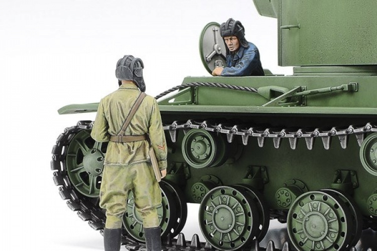 TAMIYA 1/35 Russian Heavy Tank KV-2 TAMIYA 1/35 Russian Heavy Tank KV-2