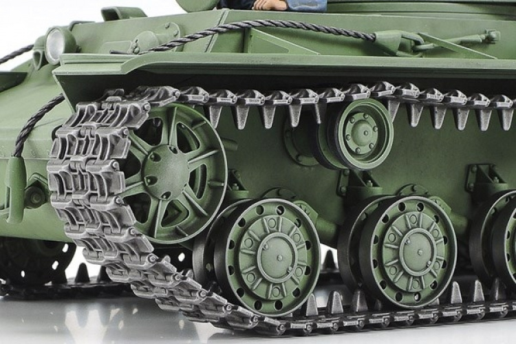 TAMIYA 1/35 Russian Heavy Tank KV-2 TAMIYA 1/35 Russian Heavy Tank KV-2
