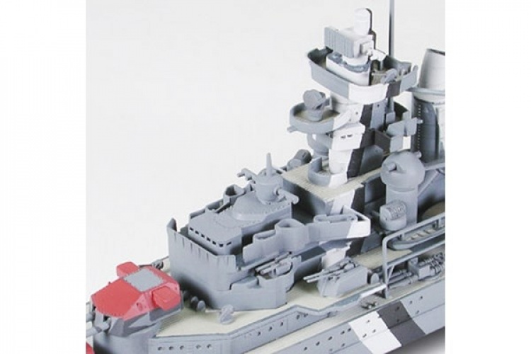 TAMIYA 1/700 German Heavy Cruiser Prinz Eugen TAMIYA 1/700 German Heavy Cruiser Prinz Eugen