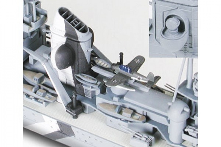 TAMIYA 1/700 German Heavy Cruiser Prinz Eugen TAMIYA 1/700 German Heavy Cruiser Prinz Eugen