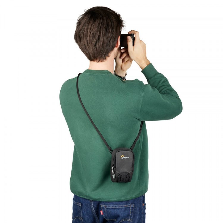 Lowepro Kameraväska Adventura CS 20 III Svart