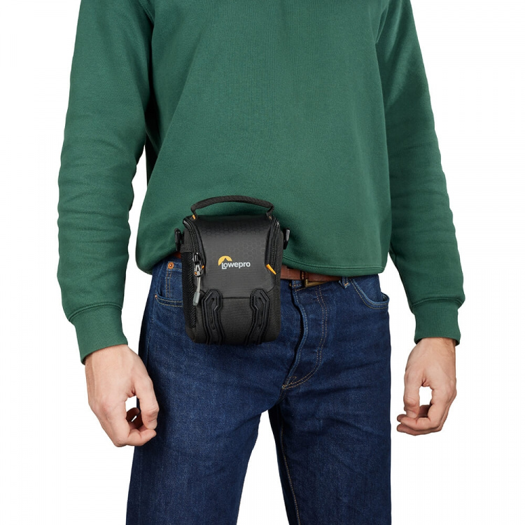 Lowepro Axelväska Adventura SH 115 III Svart Lowepro Axelväska Adventura SH 115 III Svart