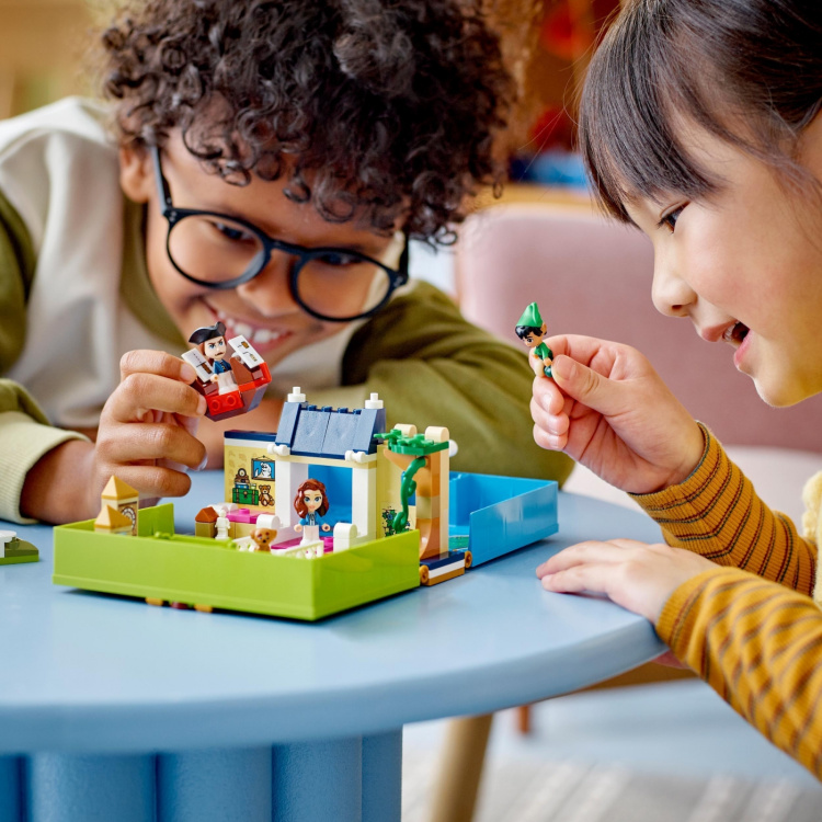 LEGO Disney Classic 43220 - Peter Pan och Wendys sagoboksäventyr