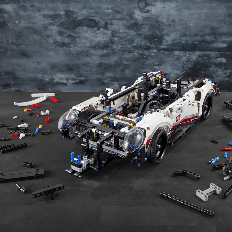 LEGO Technic 42096 - Porsche 911 RSR