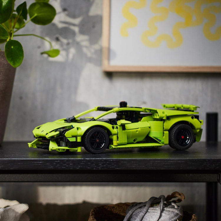 LEGO Technic 42161 - Lamborghini Huracán Tecnica