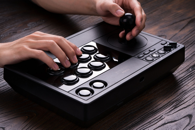 8BitDo Arcade Stick, Svart, Xbox / PC