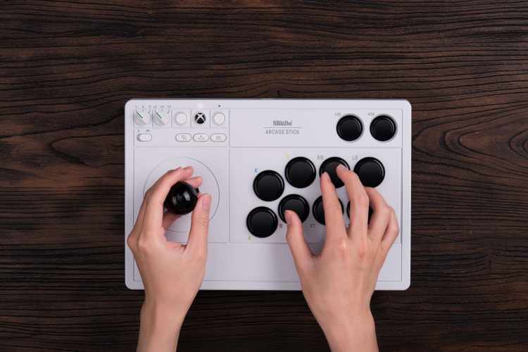 8BitDo Arcade Stick, Vit, Xbox / PC