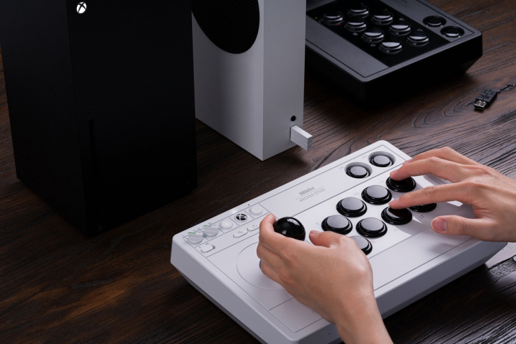 8BitDo Arcade Stick, Vit, Xbox / PC