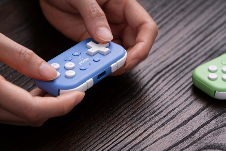 8BitDo Micro Bluetooth Gamepad, Blå, Switch / Android / Raspberry Pi