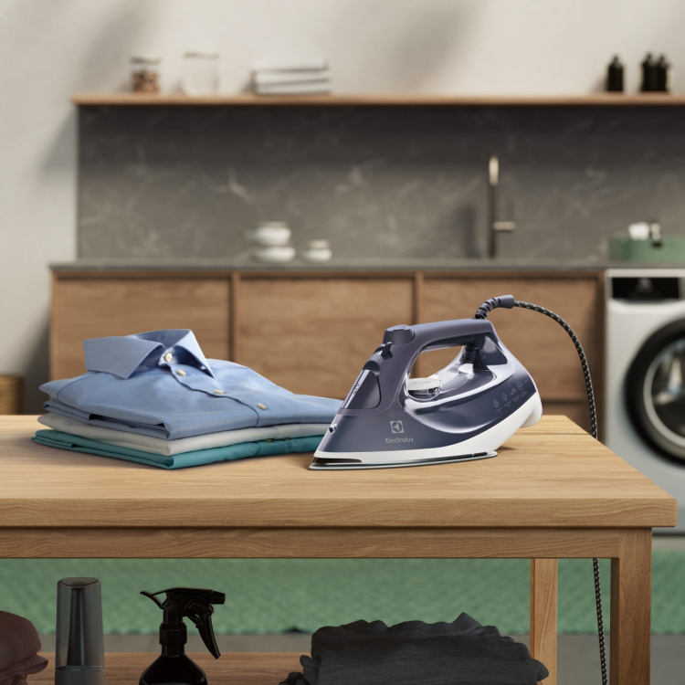 Electrolux E6SI1-2MN Refine 600 Strykjärn