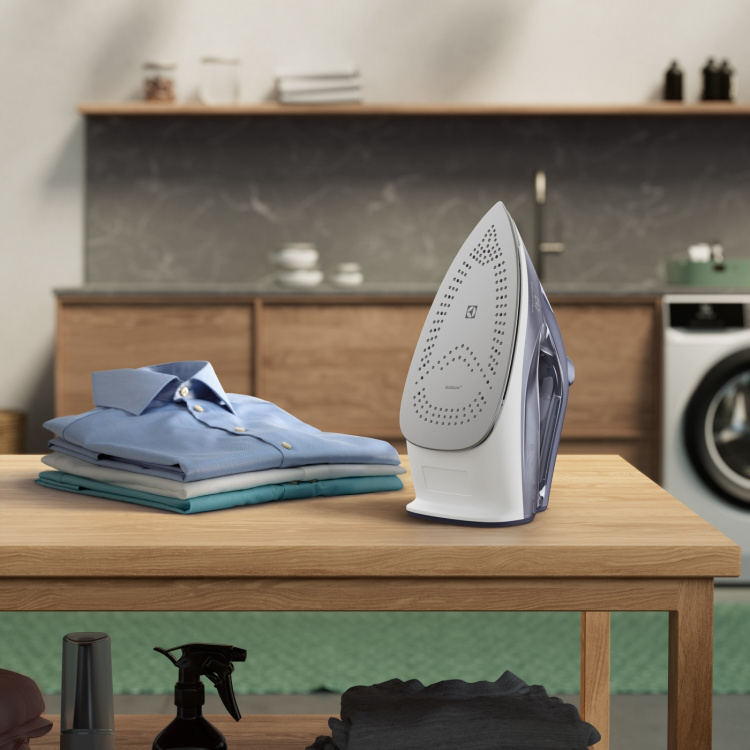 Electrolux E6SI1-2MN Refine 600 Strykjärn