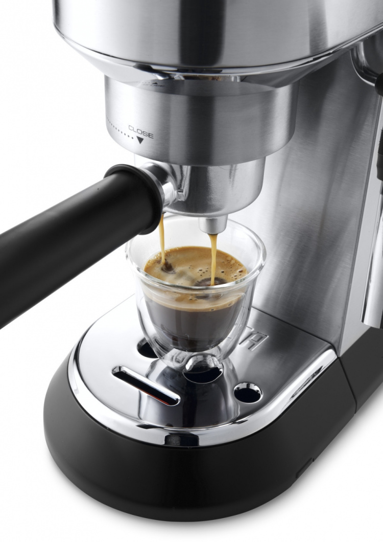 DeLonghi EC685.M Dedica -espressomaskin