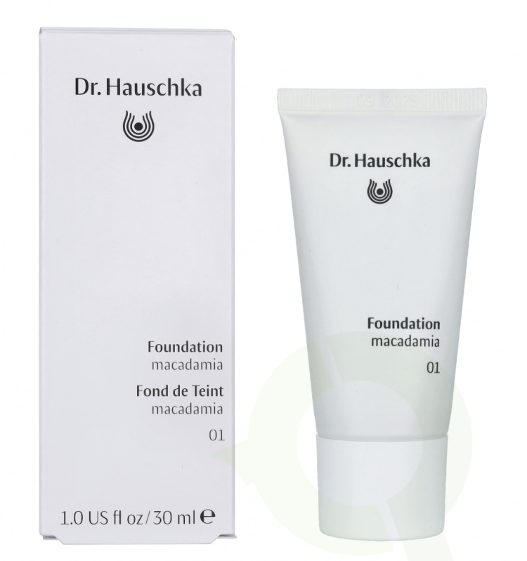 Dr. Hauschka Foundation 30 ml #01 Macadamia