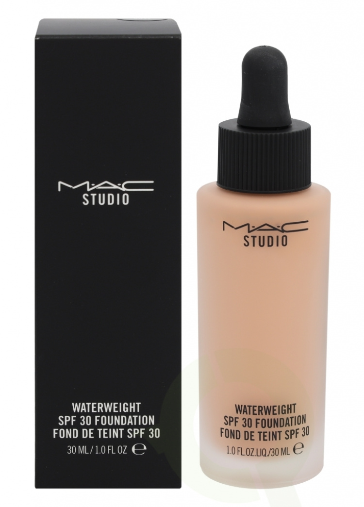 MAC Studio Waterweight Foundation SPF30 30 ml NW22