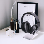 Desire2 Bordsställ För Hörlurar Aluminium Silver Desire2 Bordsställ För Hörlurar Aluminium Silver