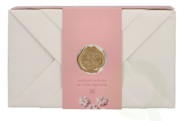 Rituals Sakura Set 215 ml Body Cream 70ml/Body Scrub 70ml/Foaming Shower Gel 50ml/Scented Candle 25gr