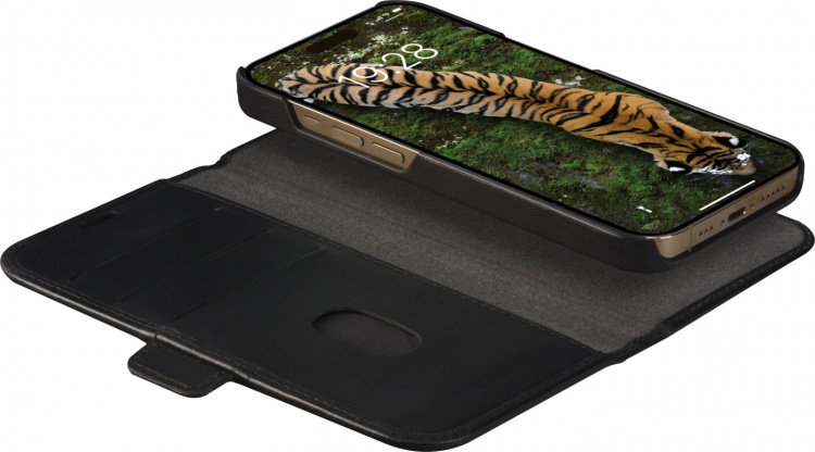 Dbramante1928 Lynge, plånbok och skyddsfodral, iPhone 15 Pro Max, svart Dbramante1928 Lynge, plånbok och skyddsfodral, iPhone 15 Pro Max, svart