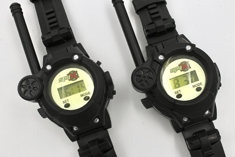 SpyX Wrist Talkies - handledsradio  SpyX Wrist Talkies - handledsradio