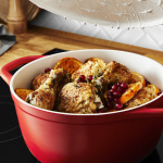 Tefal Air -gjutjärnsgryta, 4,7 L, röd Tefal Air -gjutjärnsgryta, 4,7 L, röd