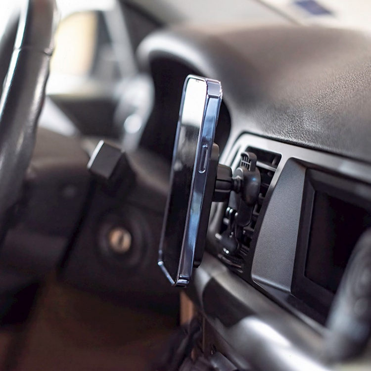 Forever MACH-100 - Bilhållare med trådlös laddning för Smartphones, 15W, Svart