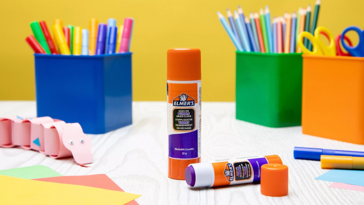 elmers 22 gram Disappearing Purple Glue stick