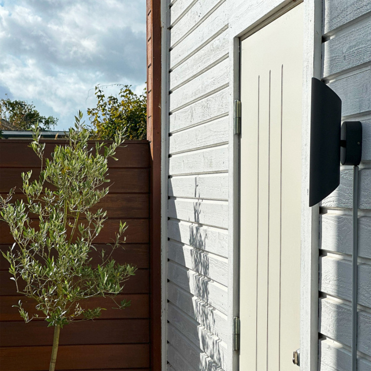 LightsOn Wally Vägglampa Up/Down 2 x5W 2x350lm 3000K