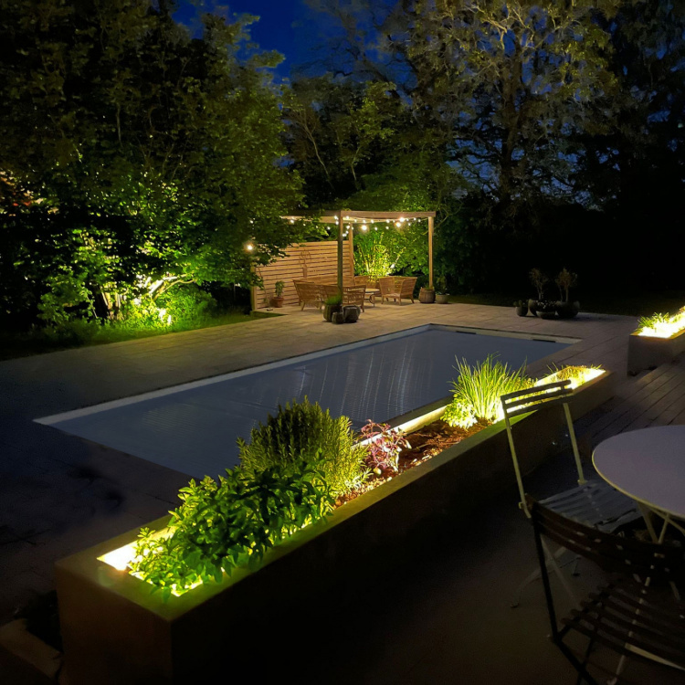 LightsOn Strip Böjbart och flexibelt ljusband 850lm 15W 2700K 2 meter