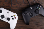 8BitDo Ultimate Wired Controller - Hall Edition trådlös spelkontroll, vit, Xbox / PC