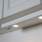 Llitt Emma 580 Köksbänksbelysning 2xspot + uttag 3000K 650lm 580cm