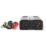 Nedis Växelriktare med modifierad sinusvåg | Inspänning: 12 V DC | Enhetens utgångsanslutning: Type F (CEE 7/3) / USB-A | 230 V AC 50 Hz | 1000 W | Toppeffekt: 2000 W | Skruv terminal | Silver