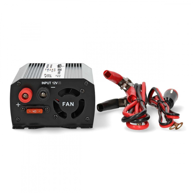 Nedis Växelriktare med modifierad sinusvåg | Inspänning: 12 V DC | Enhetens utgångsanslutning: Type F (CEE 7/3) / USB-A | 230 V AC 50 Hz | 300 W | Toppeffekt: 600 W | Batteriklämmor + cigarettändare | Silver