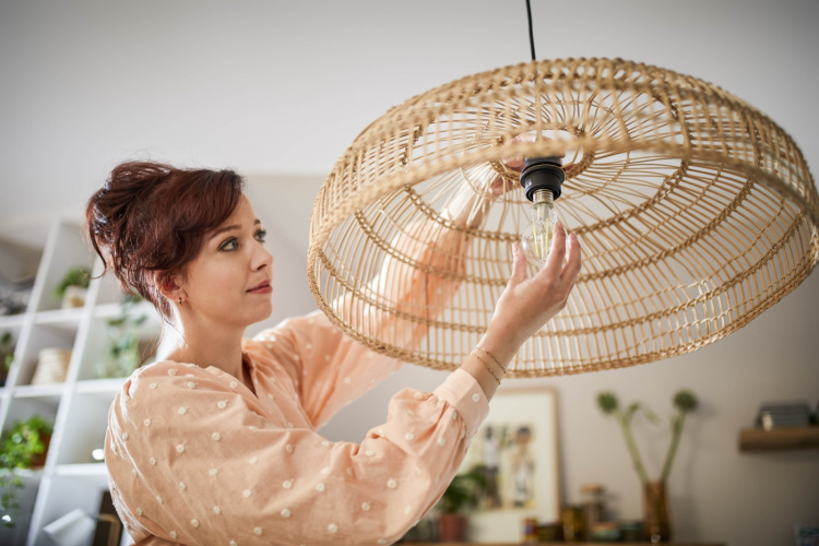 Philips Ultra Efficient LED-lampa, E27, 4000 K, 1095 lm, klar Philips Ultra Efficient LED-lampa, E27, 4000 K, 1095 lm, klar