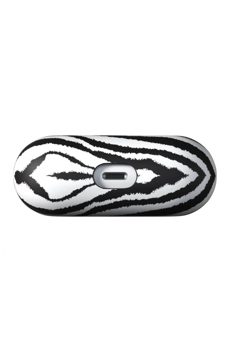 Richmond & Finch Airpod Pro Case, Zebra