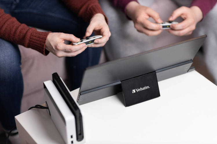 Verbatim PMT-17 Bärbar skärm 17,3