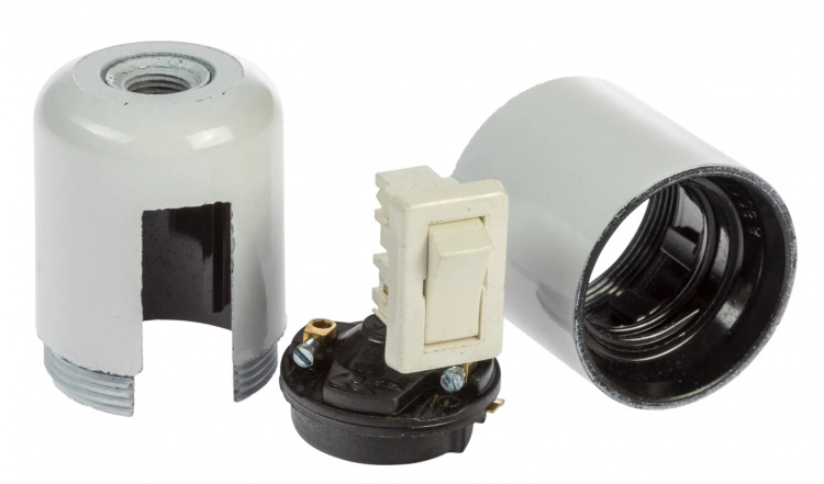 Nordic Quality Lampsockel E27 med brytare, Vit