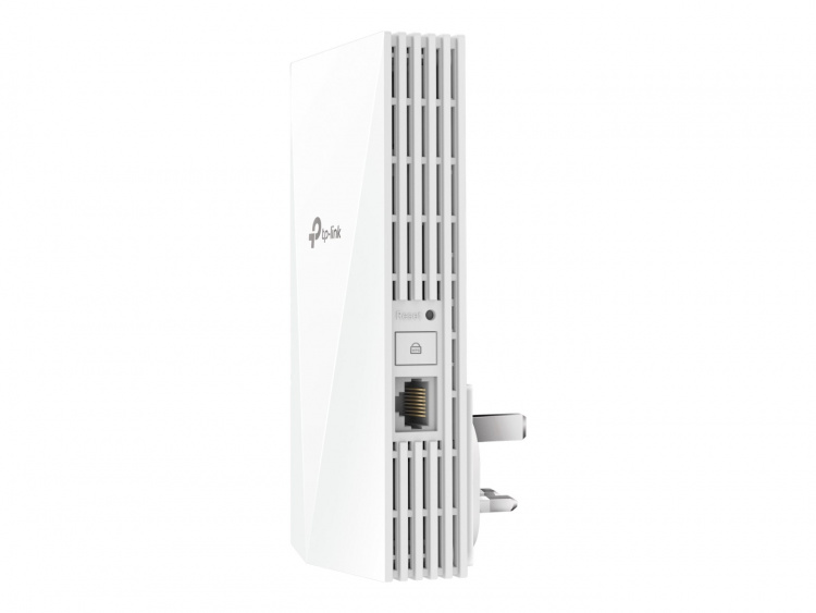 TP-Link RE700X V1 WiFi range extender Monteras i väggen