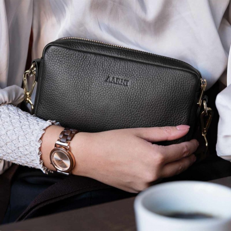 Aarni Crossbody Bag, svart, silverfärgad dragkedja