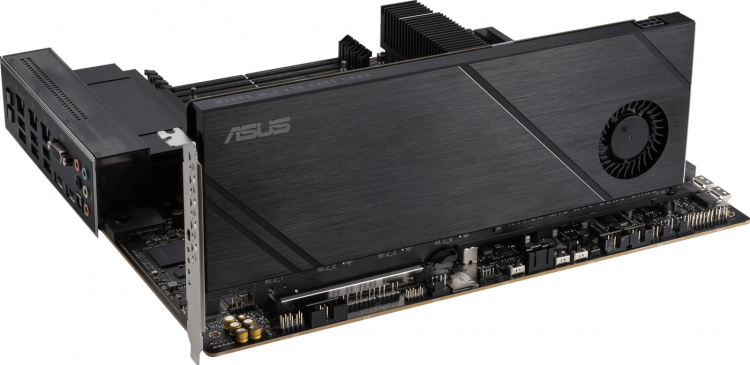 ASUS Hyper M.2 x16 Gen5-kortadaptrar