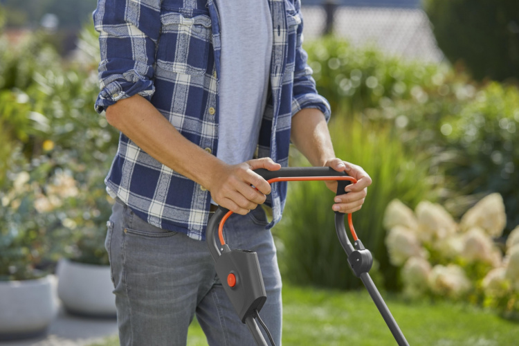 GARDENA PowerMax 37/36V P4A Bruksfärdig Set Accu Gräsklippare GARDENA PowerMax 37/36V P4A Bruksfärdig Set Accu Gräsklippare