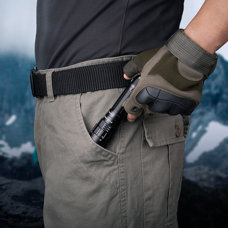 Fenix PD40R V3.0 ficklampa