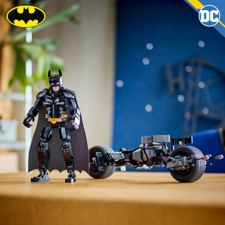 LEGO Super Heroes DC 76273 - Byggbar Batman™-figur och Batpod-hjul