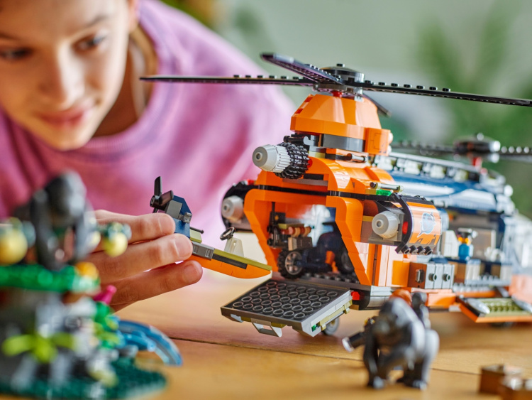 LEGO City Exploration 60437 - Helikopter från djungelforskare i läger