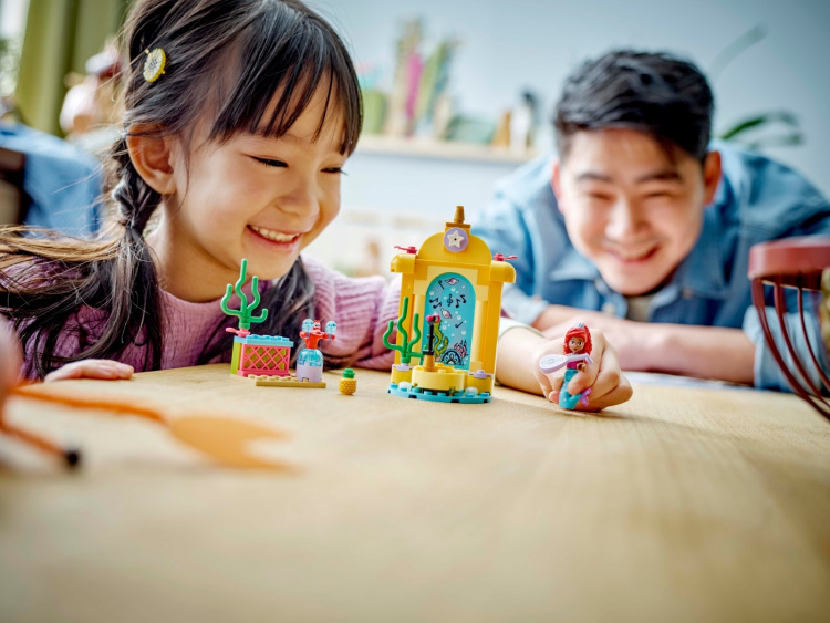 LEGO Disney Princess 43235 - Ariels scenkostym LEGO Disney Princess 43235 - Ariels scenkostym