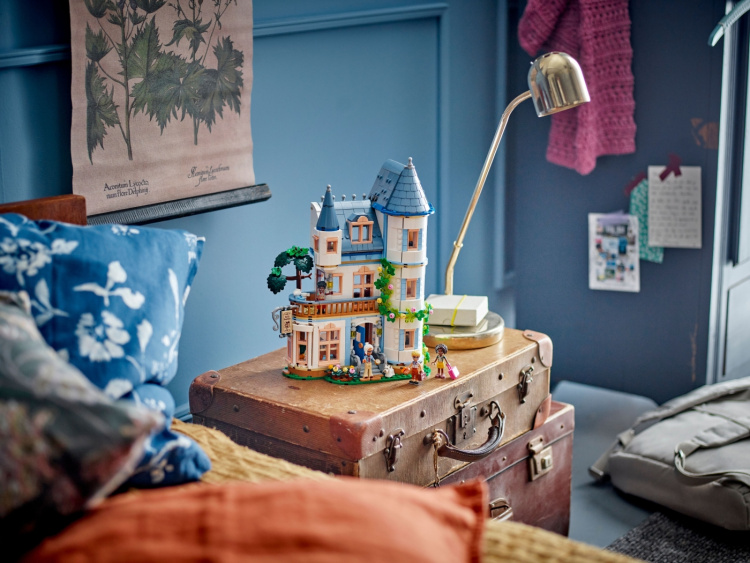 LEGO Friends 42638 - Hus i slottet