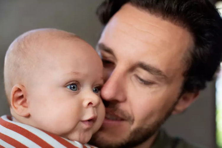 Philips Avent SCY673/81 Natural Response AirFree nappflaska, 260 ml, elefant