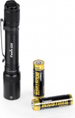 Fenix E20 V2.0 ficklampa
